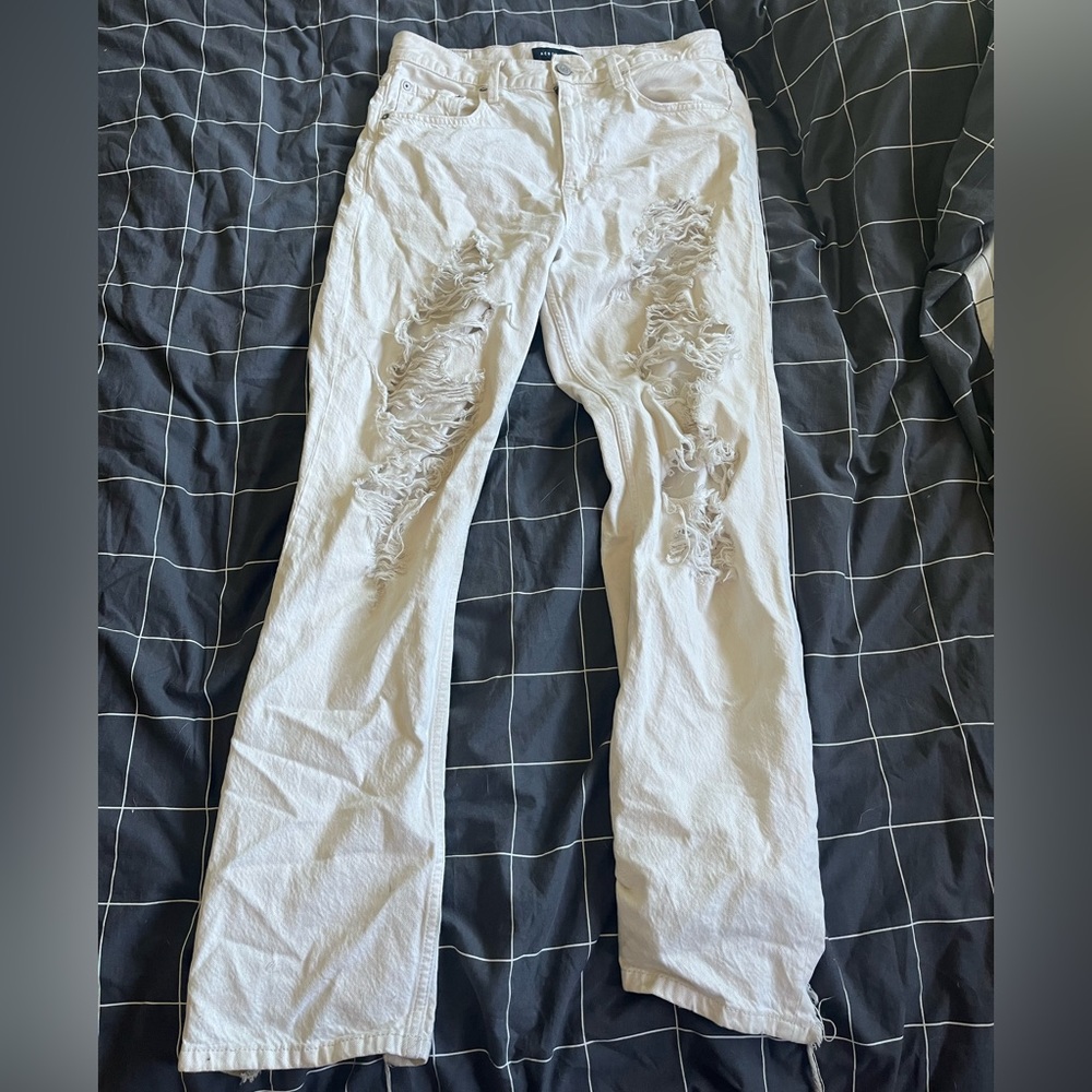 Brand: Aeropostale Size: medium Color: white